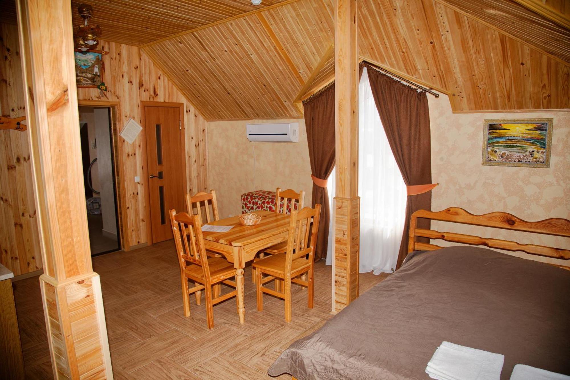 Mini-Hotel Yandrusi كاميانيتس - بوديلسكيي المظهر الخارجي الصورة