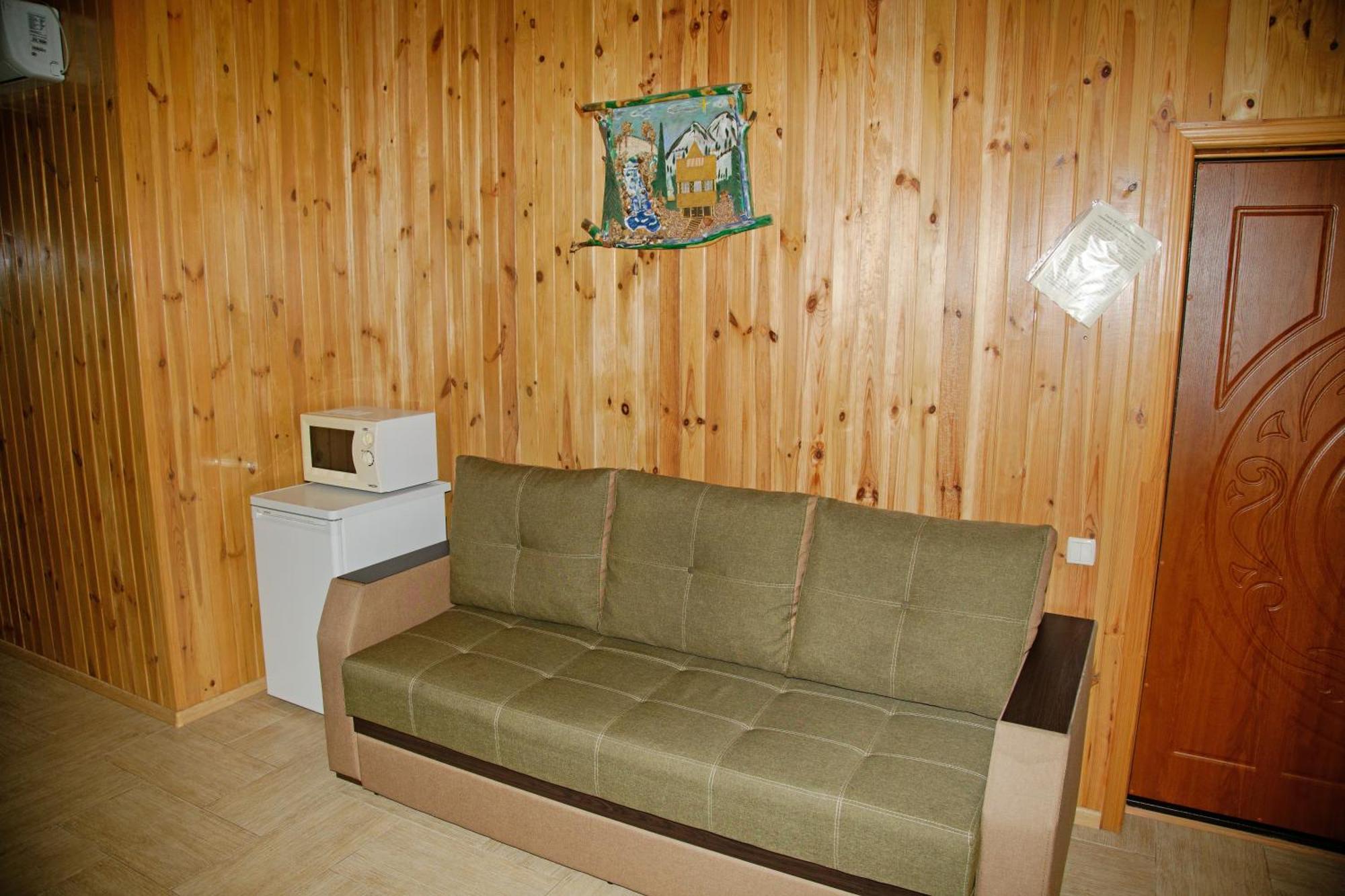 Mini-Hotel Yandrusi كاميانيتس - بوديلسكيي المظهر الخارجي الصورة
